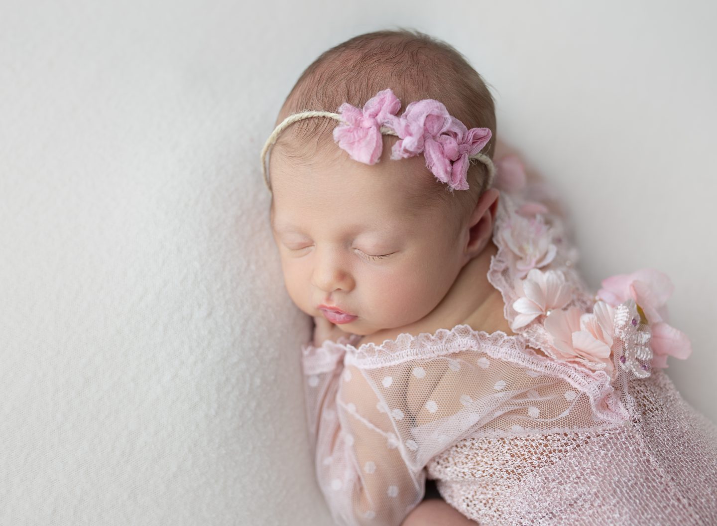 cute newborn photoshoot