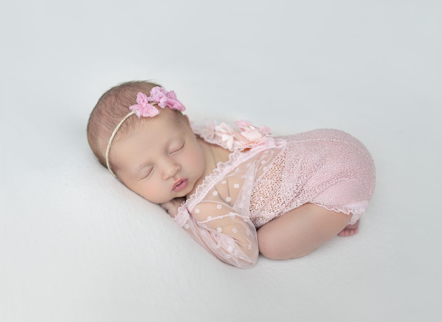 newborn photoshoot outfit