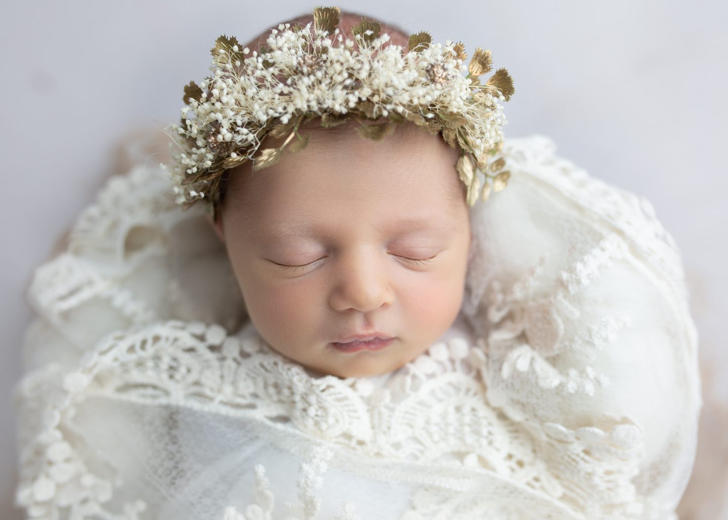 newborn photoshoot flower crown