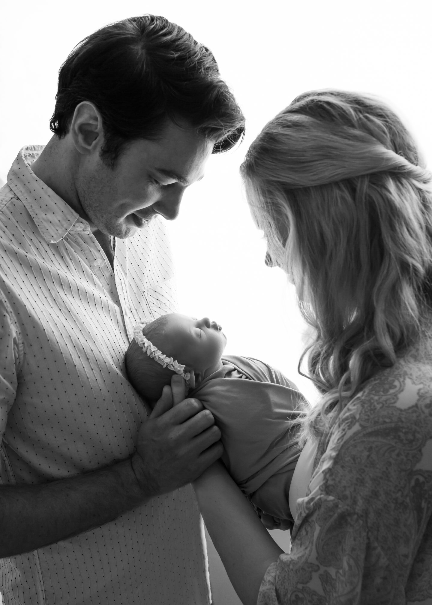 newborn photoshoot family